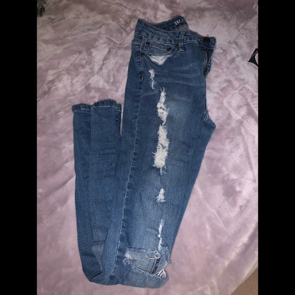Bluenotes denim jeans, medium/dark wash, ripped style! Super skinny mid rise - Picture 1 of 10